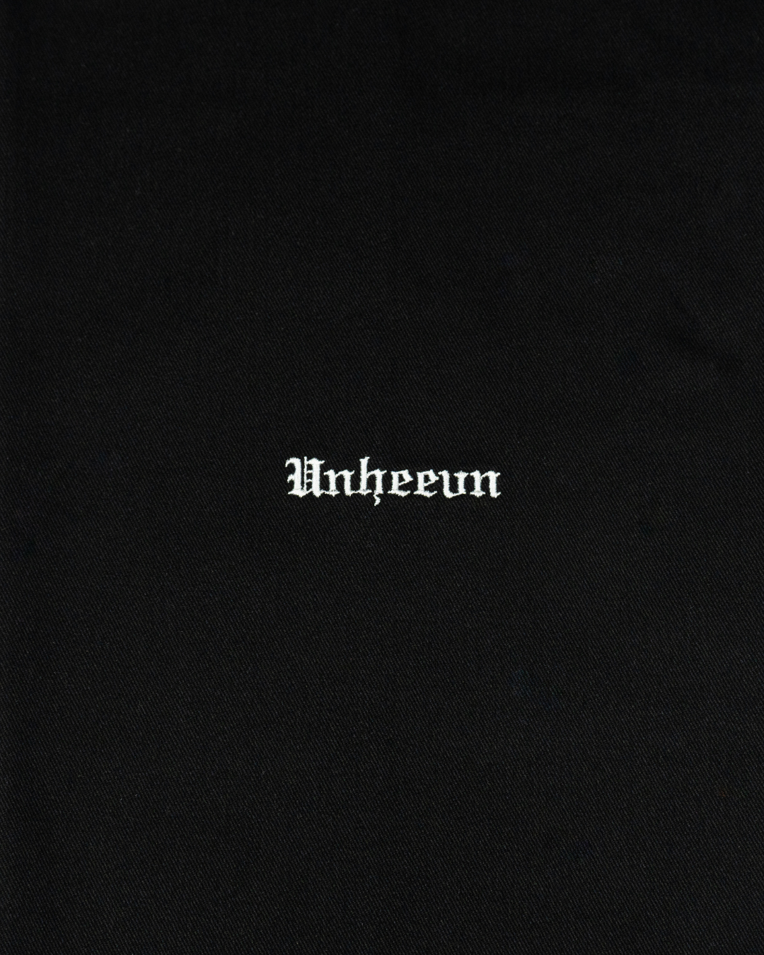 Unheevn Double Knee Chain Gothic Black