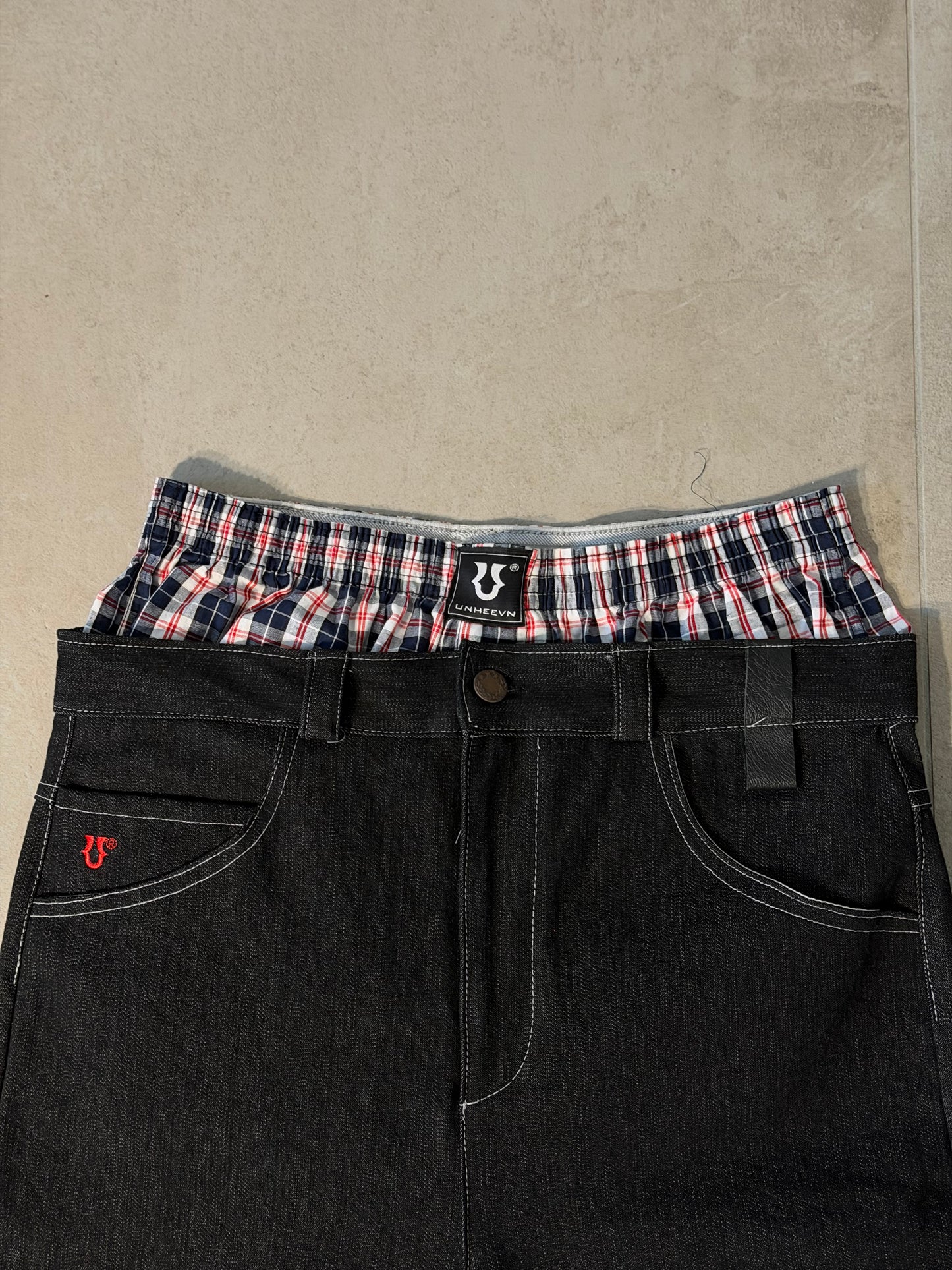 Black Jorts Unheevn